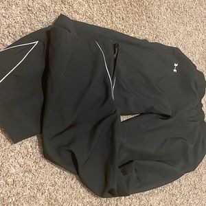 Under Armour  small black windpants